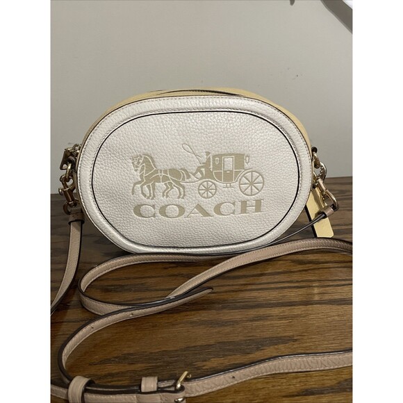 Coach C4056 Pebbled Leather Horse Carriage Crossbody Camera Shoulder Bag Neutral - Picture 1 of 14